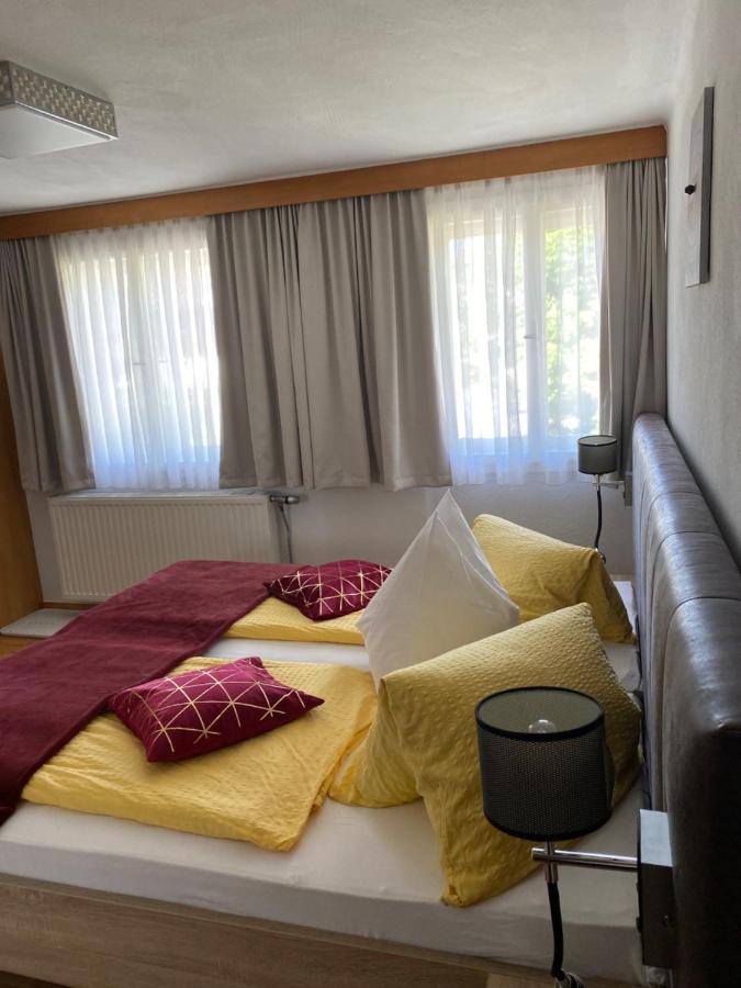 Edelsteinhotel Guniwirt Krakaudorf Esterno foto