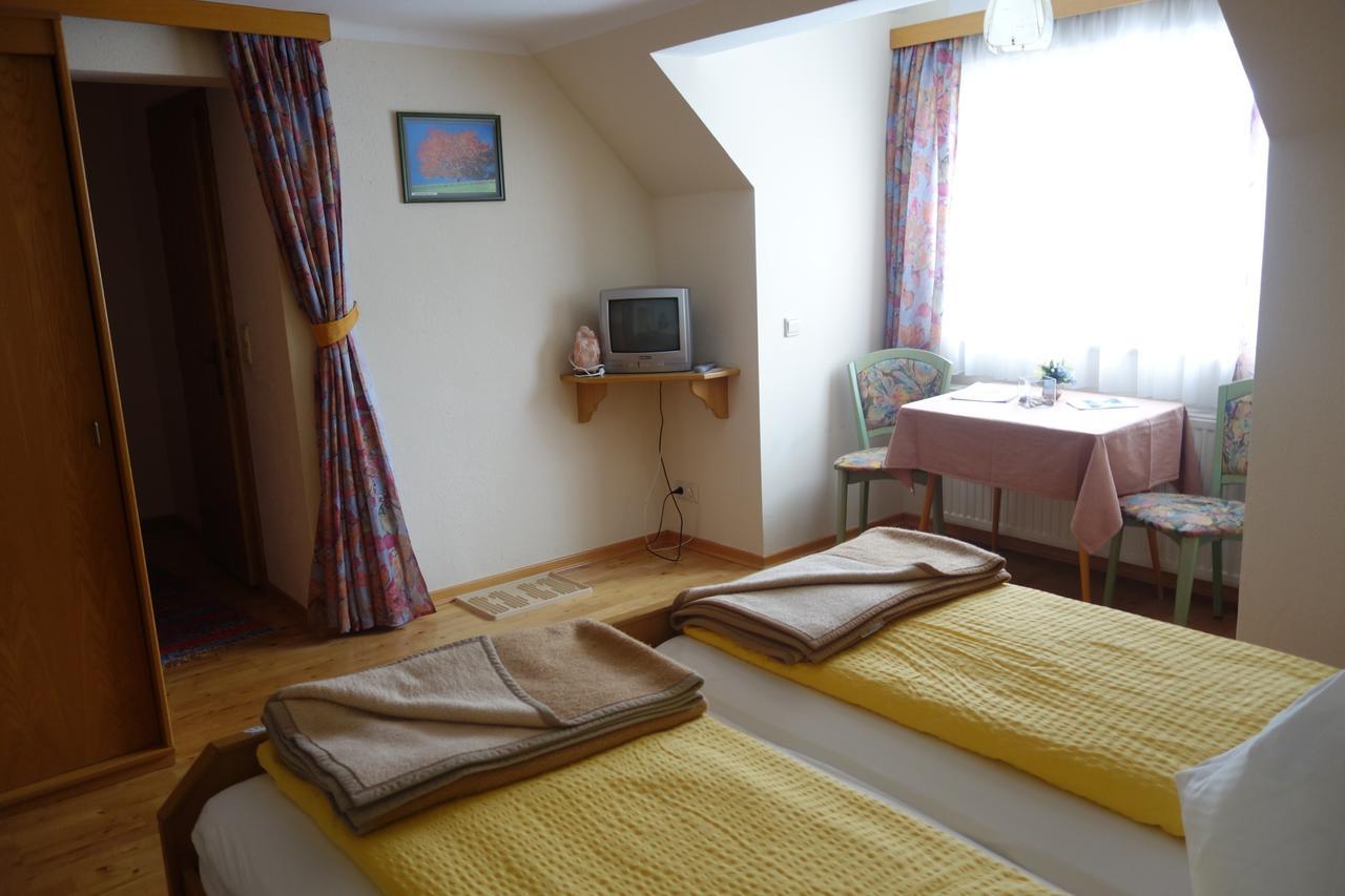 Edelsteinhotel Guniwirt Krakaudorf Camera foto