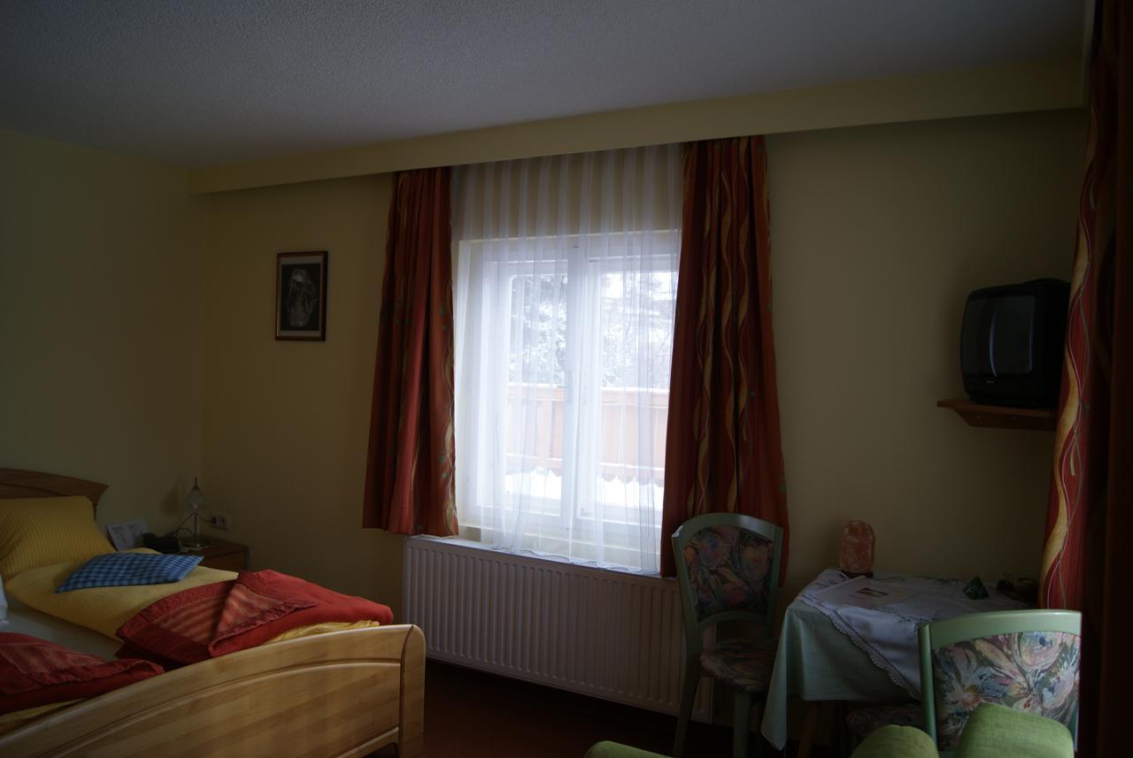 Edelsteinhotel Guniwirt Krakaudorf Camera foto