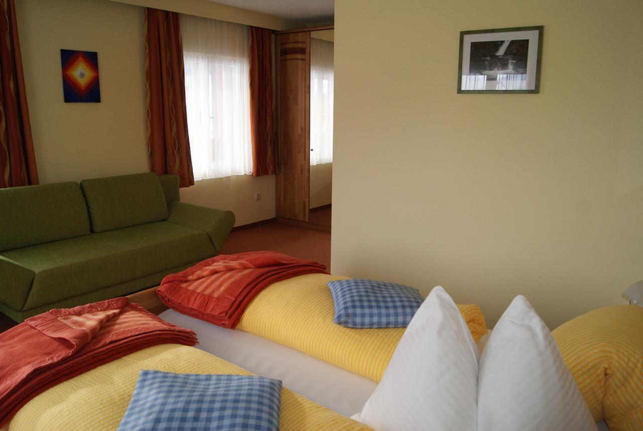 Edelsteinhotel Guniwirt Krakaudorf Camera foto