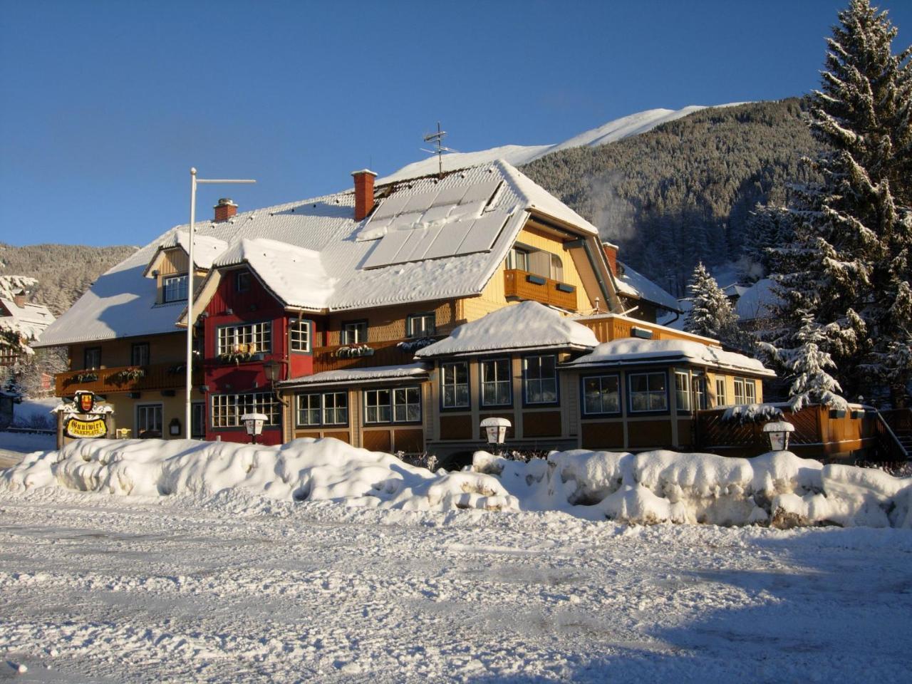 Edelsteinhotel Guniwirt Krakaudorf Esterno foto
