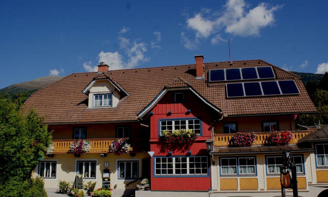 Edelsteinhotel Guniwirt Krakaudorf Esterno foto